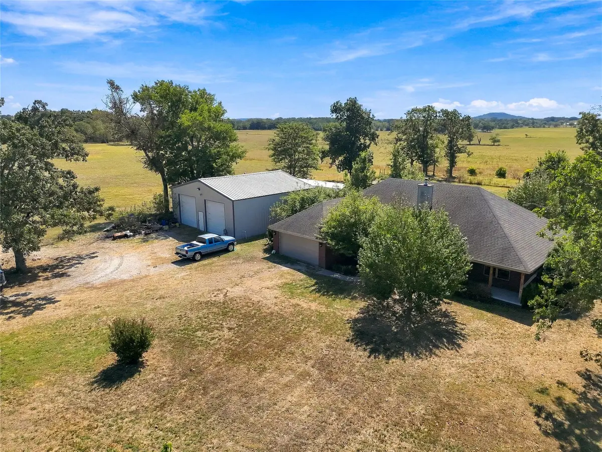 472732 E 650 Road, Watts, OK 74964 - #1