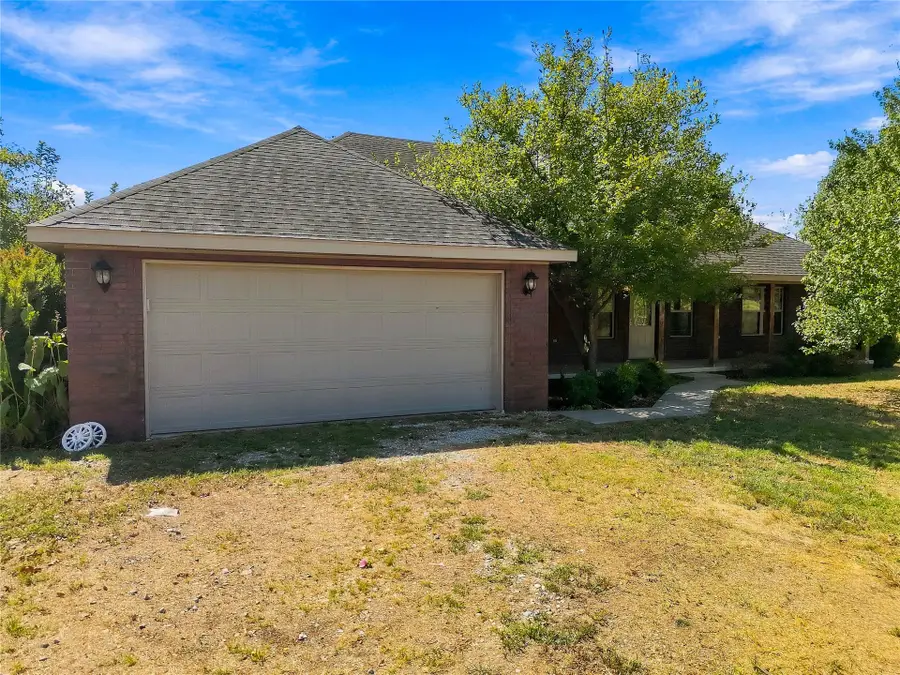 472732 E 650 Road, Watts, OK 74964 - #2