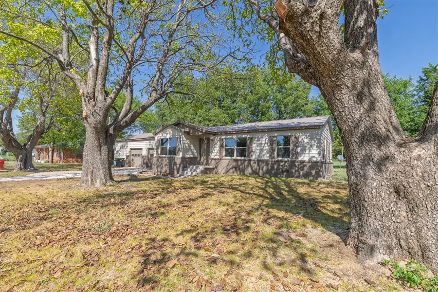 330 Mayfair, Ada, OK 74820 - #2