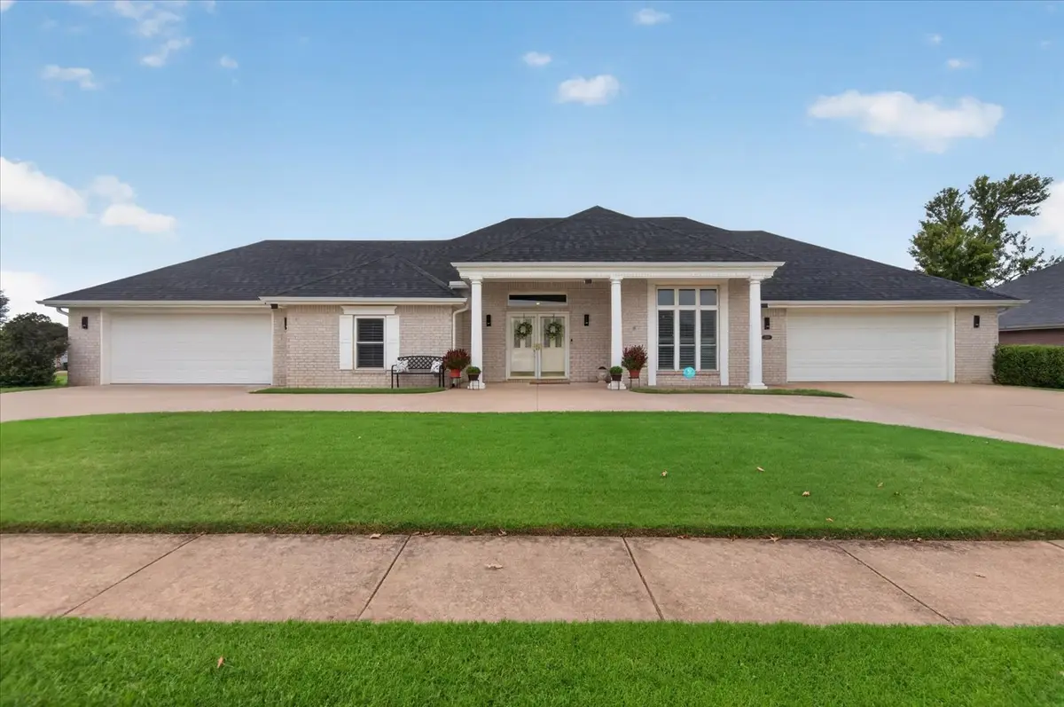 309 Parkhill Lane, Bartlesville, OK 74006 - #1