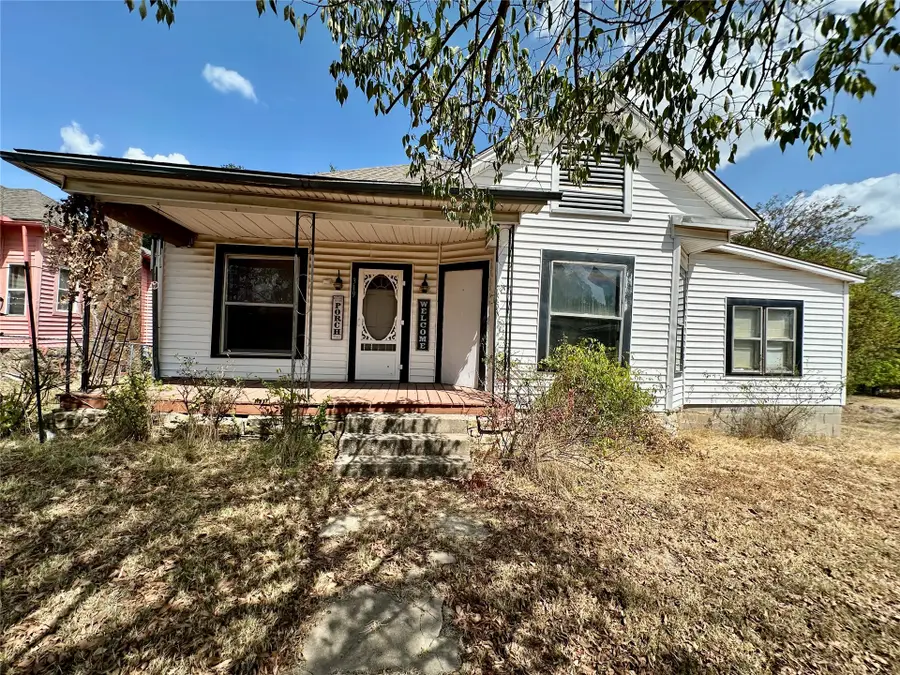 319 W Madison Avenue, McAlester, OK 74501 - #2