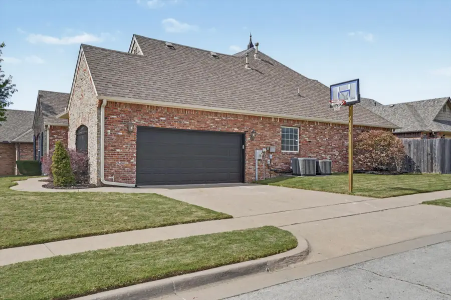 4651 E 144th Place S, Bixby, OK 74008 - #3