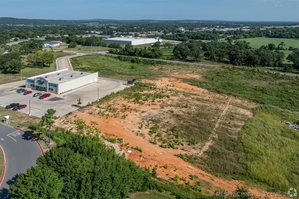 83324 Wingfield Xing, Stilwell, OK 74960