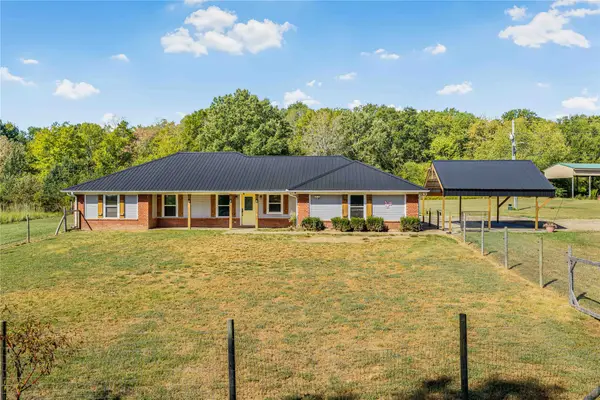 18747 Cowshed Crossing, Spiro, OK 74959