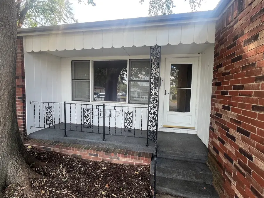 1317 S 10th Street, McAlester, OK 74501 - #2