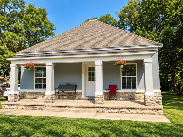 417 N Muskogee Avenue, Claremore, OK 74017