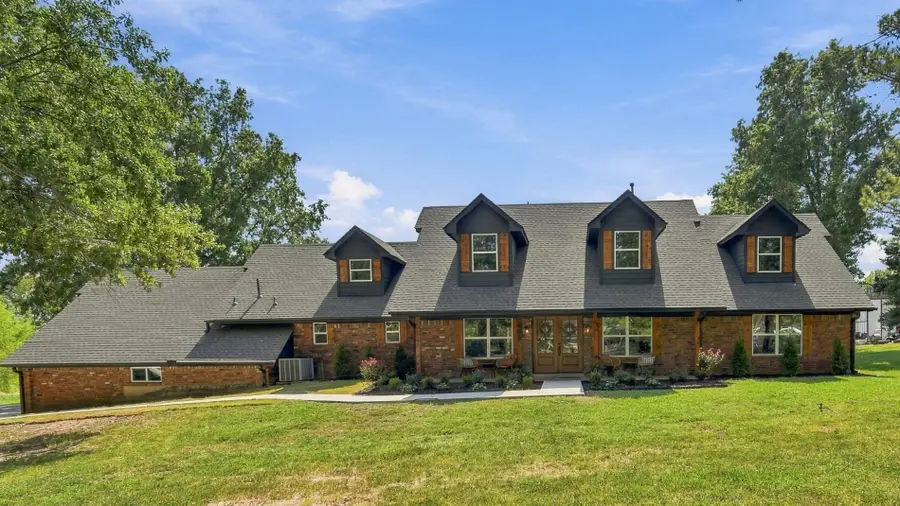 8202 E 485 Road E, Claremore, OK 74019 - #3