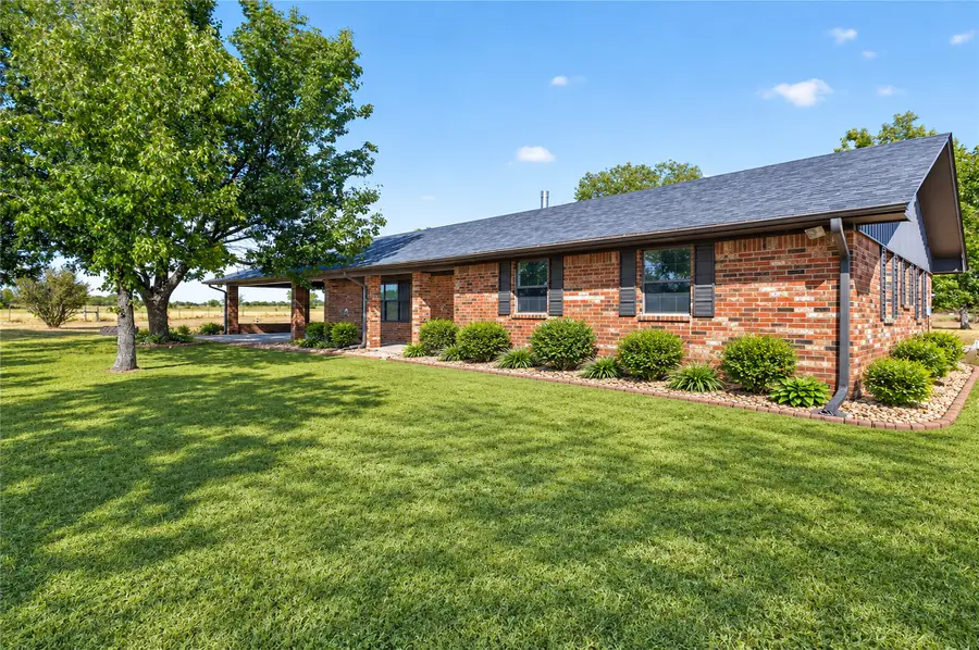 739 Pate Road, Calera, OK 74730 - #3