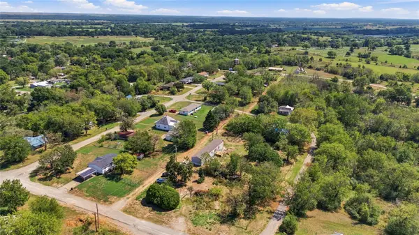 201 Delaware Avenue, Ramona, OK 74061