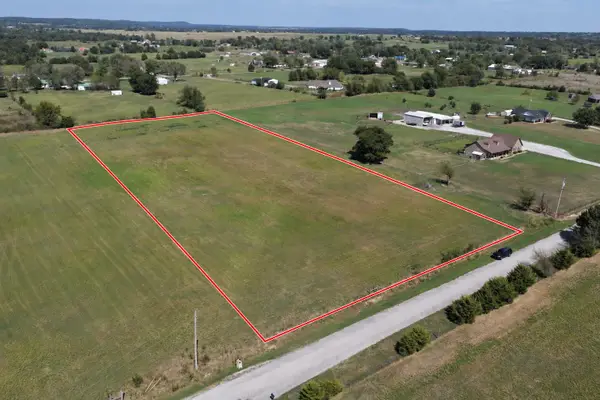 E Brookview Drive, Claremore, OK 74019