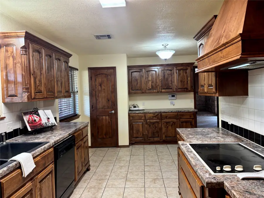 730 S 9th Street, McAlester, OK 74501 - #2