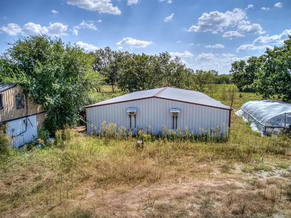 98168 N 3810 Road, Okemah, OK 74859