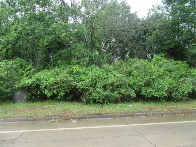 E Monroe, McAlester, OK 74501 - #1