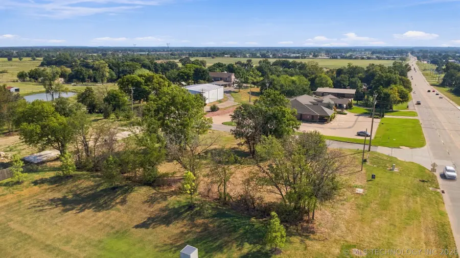 E 151st Street S, Bixby, OK 74008 - #3