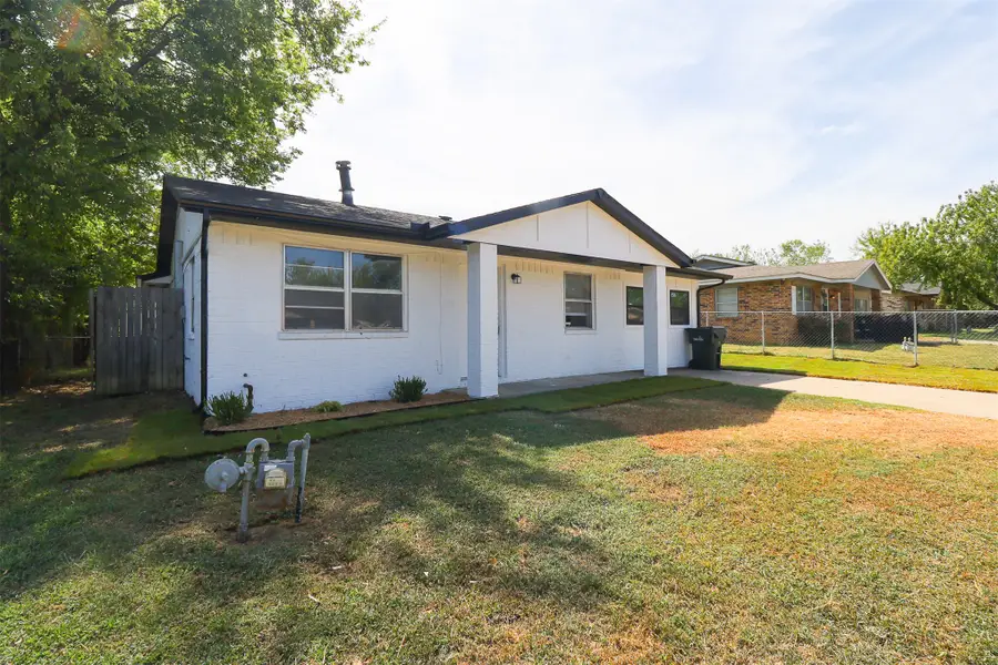 1007 W 9th Street, Claremore, OK 74017 - #2