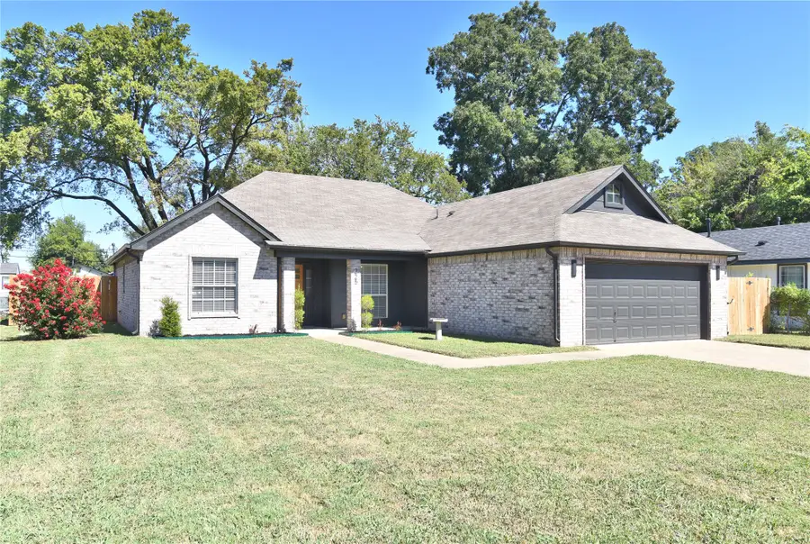 225 E Seminole Place, Tulsa, OK 74110 - #3