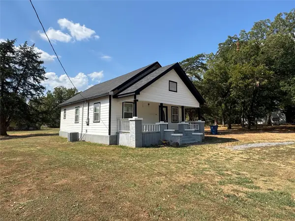 1128 Shawnee, Hartshorne, OK 74547