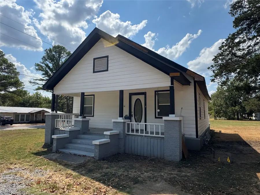1128 Shawnee, Hartshorne, OK 74547 - #2