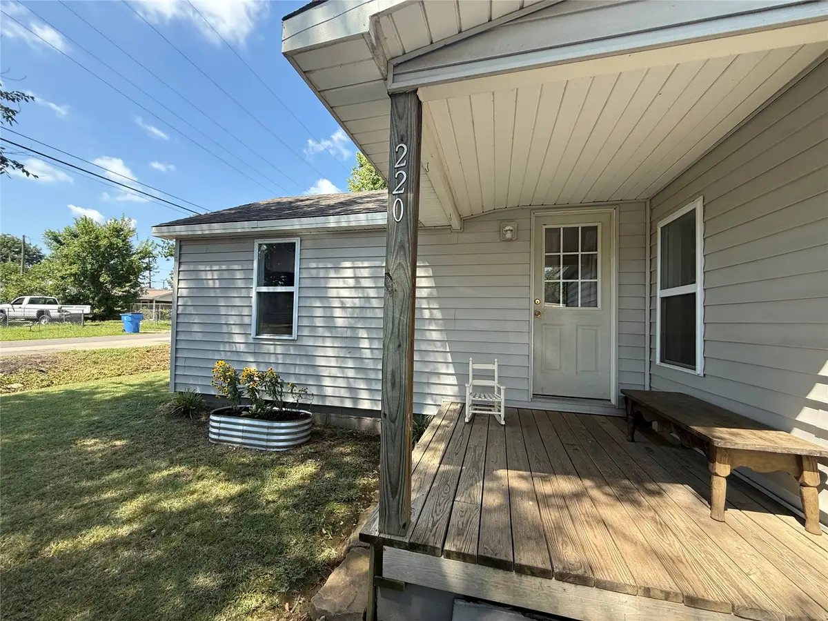 220 E Audd Avenue, Checotah, OK 74426 - #1
