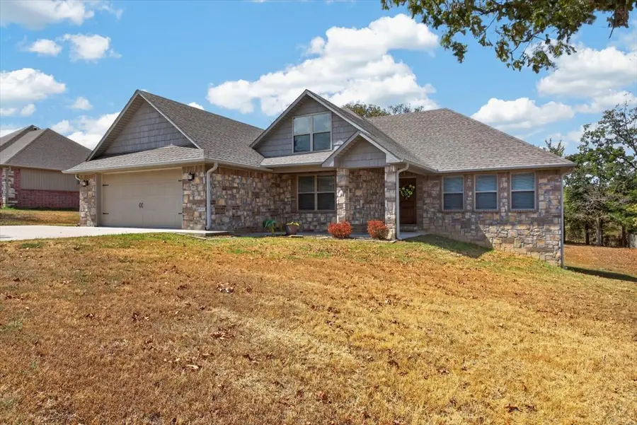 301 Eagle Crest, Poteau, OK 74953 - #2