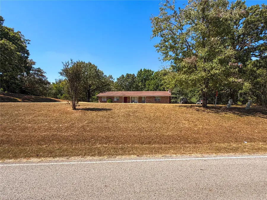 1372 N 4220 Road, Hugo, OK 74743 - #3