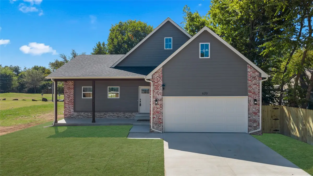 620 E Seminole Place, Tulsa, OK 74106 - #1