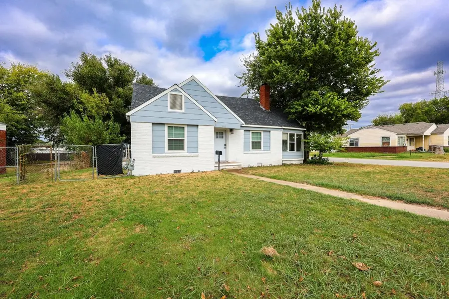 5045 E Admiral Boulevard, Tulsa, OK 74115 - #2
