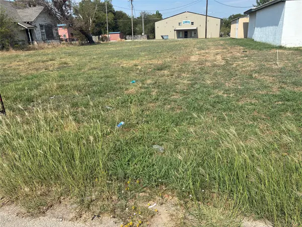 911 W Main, Ardmore, OK 73401