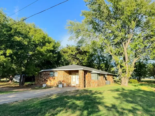 Address Withheld By Seller, Oologah, OK 74053