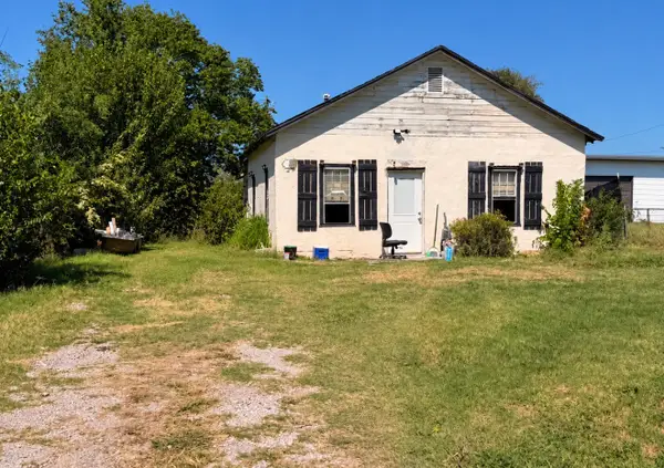 113 Fresno Avenue, Ponca City, OK 74601