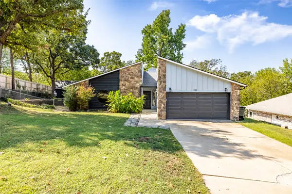 1382 Forest Lane, Catoosa, OK 74015