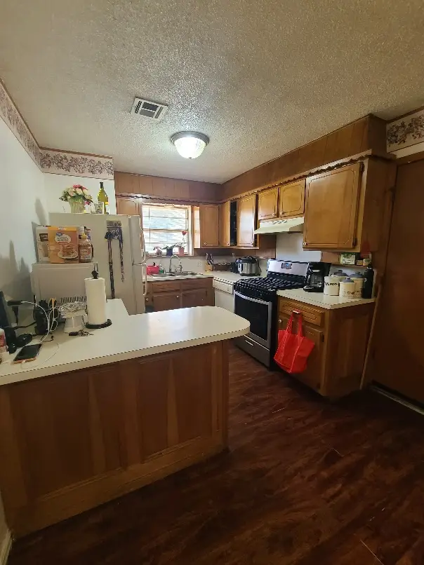 319 Donna Street, Sapulpa, OK 74066 - #2