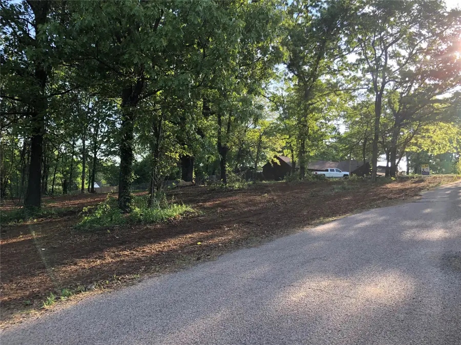 000 Rolling Wood Hills Drive, Durant, OK 74701 - #2
