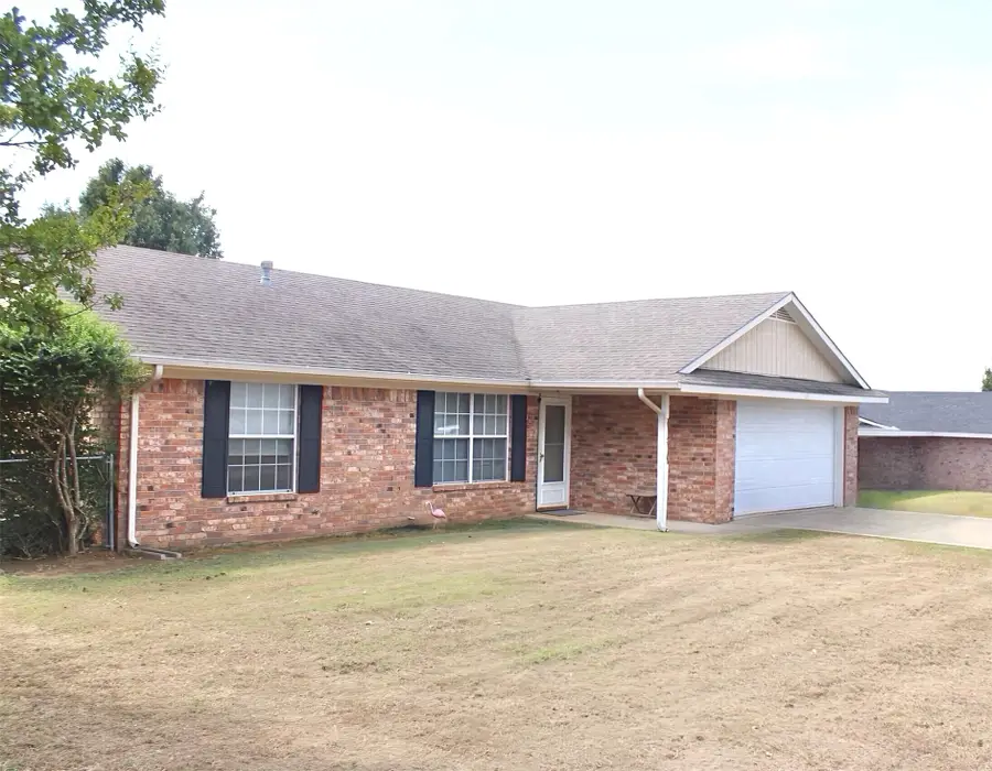 121 Ridgecrest Drive, Calera, OK 74730 - #2