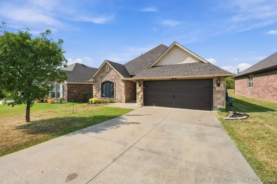 25420 Stonebridge Parkway, Claremore, OK 74019 - #3