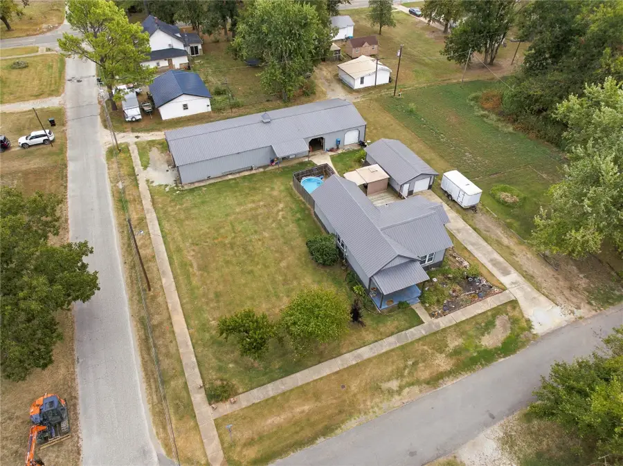 705 S 2nd Street, Morris, OK 74445 - #3