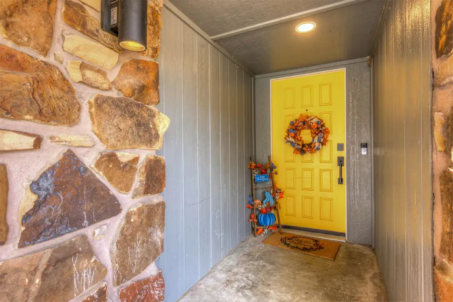 512 W Roanoke Street, Broken Arrow, OK 74011 - #3
