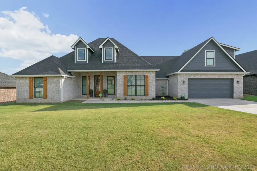 8460 Overlook Trail, Claremore, OK 74019 - #2