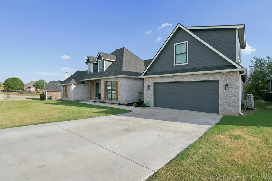 8460 Overlook Trail, Claremore, OK 74019 - #3