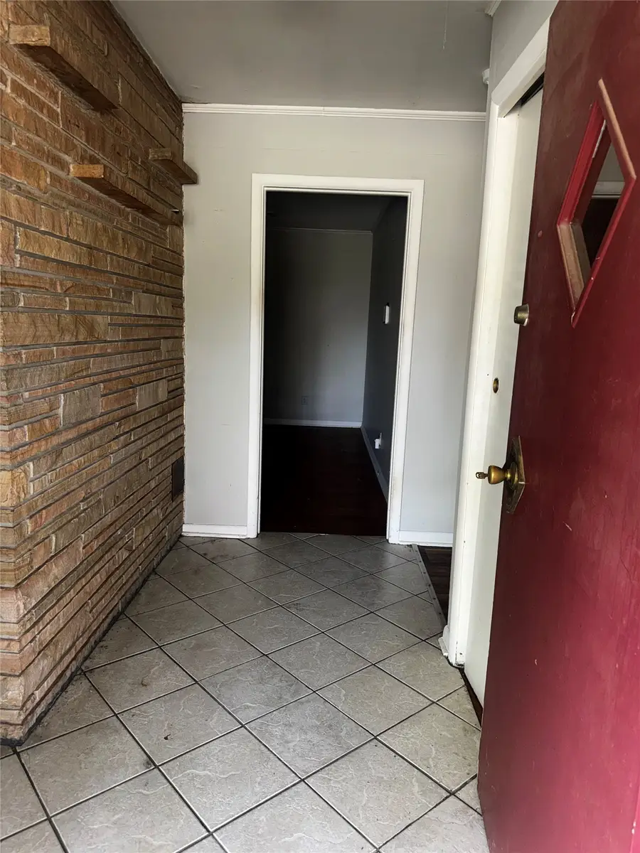 305 Park Street, Pryor, OK 74361 - #2