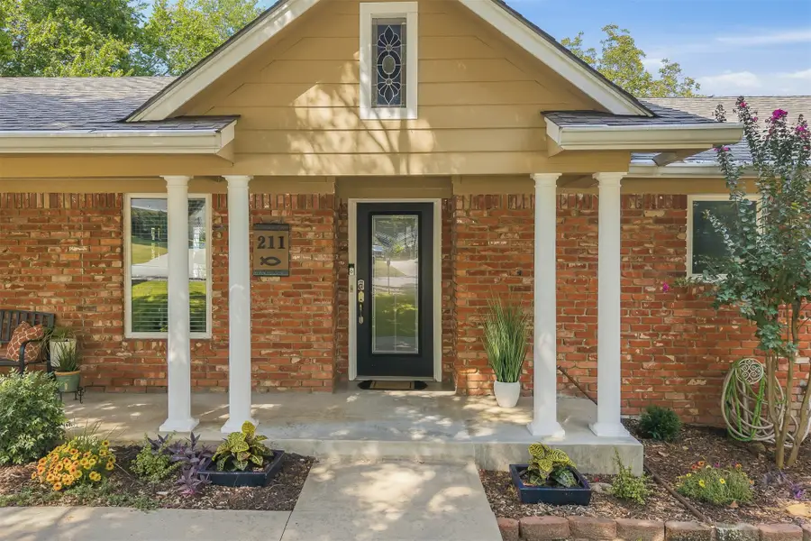 211 Meadow Road, Ardmore, OK 73401 - #2