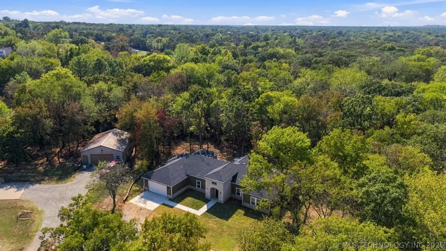 28804 S Meadow Road, Catoosa, OK 74015 - #3