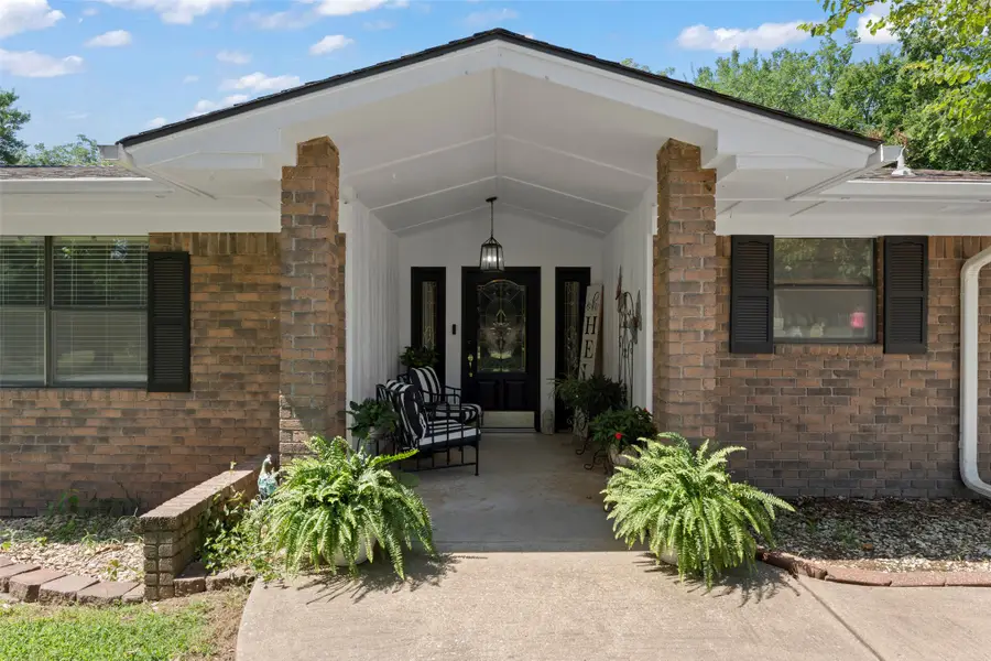 1014 S Sycamore Drive, Grove, OK 74344 - #2