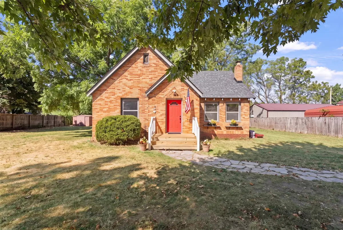 704 S Grand, Grove, OK 74344 - #1