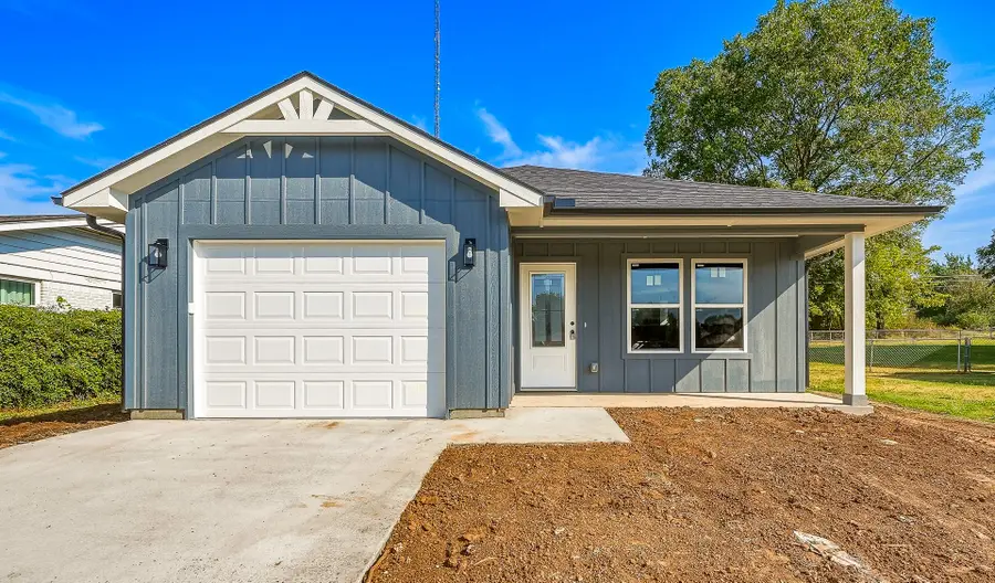 908 W 22nd Street, Ada, OK 74820 - #2