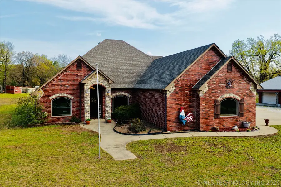 12619 E 233 Road S, Webbers Falls, OK 74470 - #2