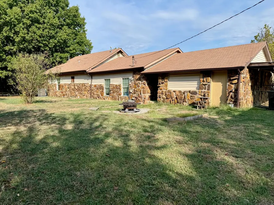 103 S Holly Street, Kellyville, OK 74039 - #3