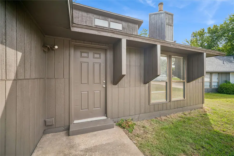 636 Earthside Drive #A&B, Claremore, OK 74017 - #2