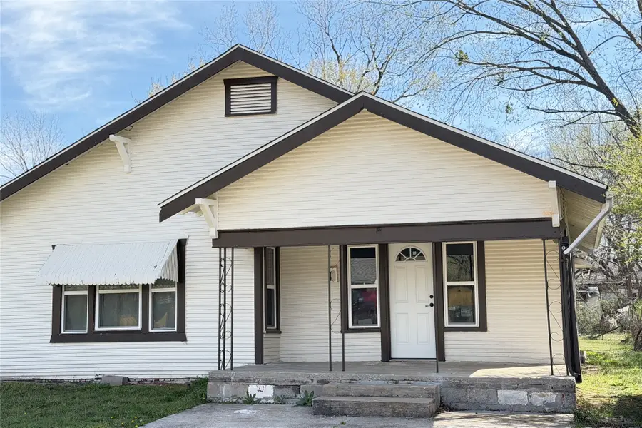 811 S Taft Avenue, Okmulgee, OK 74447 - #2