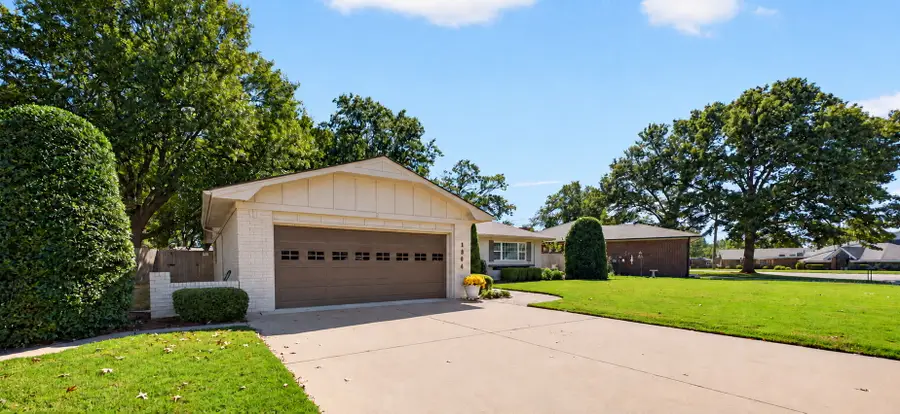 1404 N Choctaw Place, Claremore, OK 74017 - #3